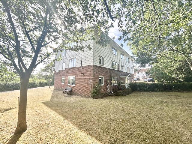 Apartment for rent in Bitterne Manor, Southampton