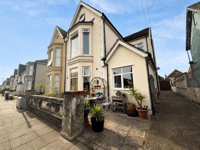 Apartment for rent in Buckland, City Of Portsmouth
