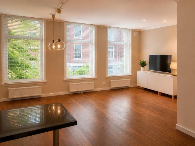 Appartement te huur in Zuid, Amsterdam