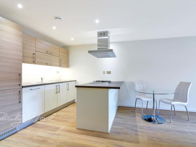 Apartment for rent in Mile End, Greater London