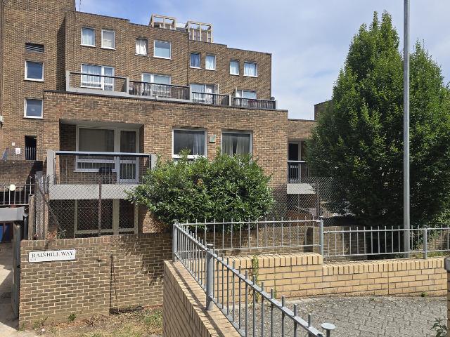 Apartment for rent in Bromley-by-Bow, Bow