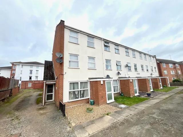Apartment for rent in Sydenham, Green Close