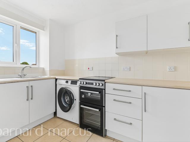 Apartment for rent in London Borough of Hounslow, Lower Feltham