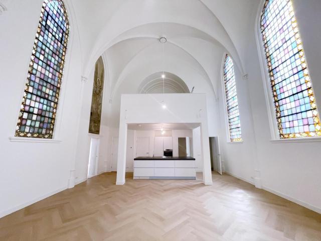 Appartement te huur in Oegstgeest, Zuid Holland