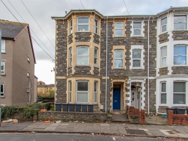 Apartment for rent in Plasnewydd, Falcon Lodge