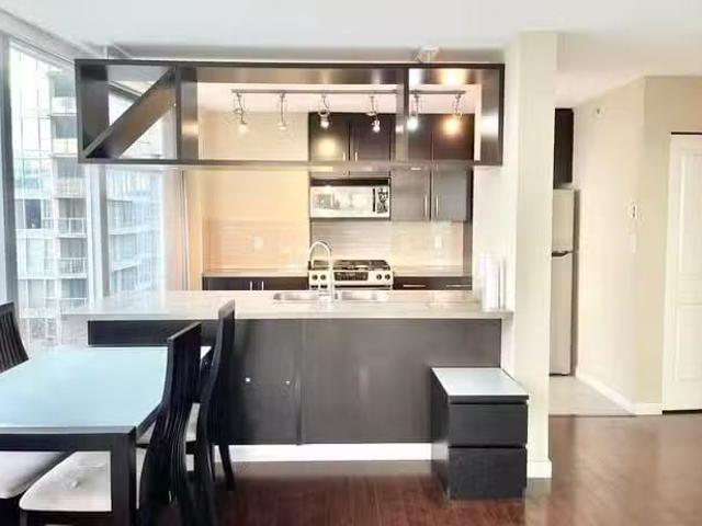 Apartment for rent in Le Val-saint-françois, Quebec