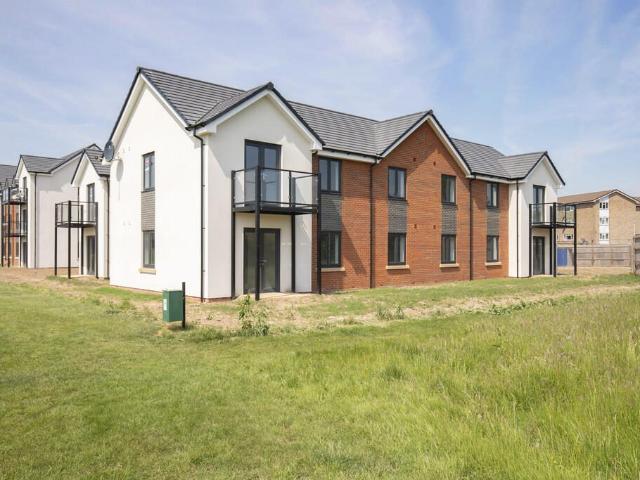 Apartment for rent in Prestbury, Golden Valley