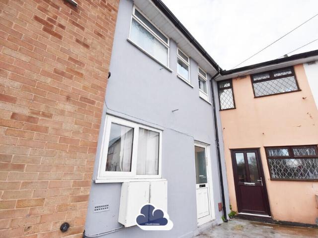 Apartment for rent in Potters Green, West Midlands