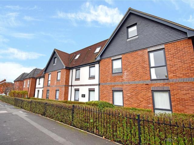 Apartment for rent in Enborne, West Berkshire