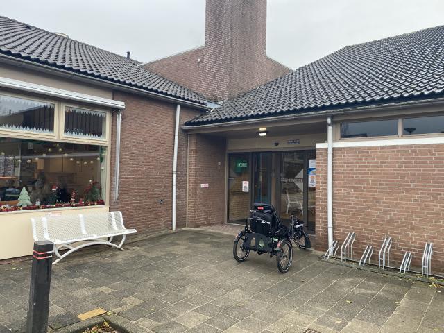 Appartement te huur in Roelofarendsveen, Zuid Holland
