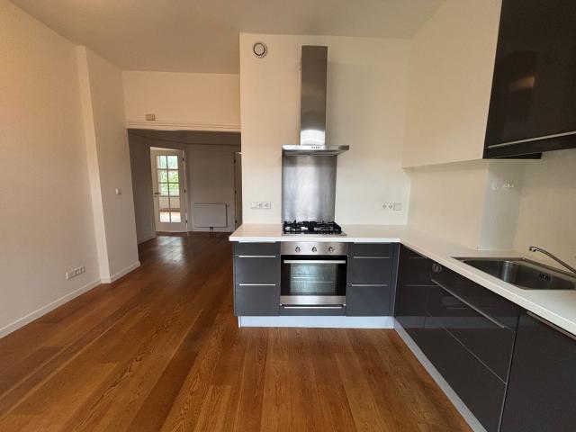 Appartement te huur in Zuid, Amsterdam