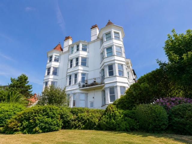 Apartment for rent in Alton Barnes, Essex