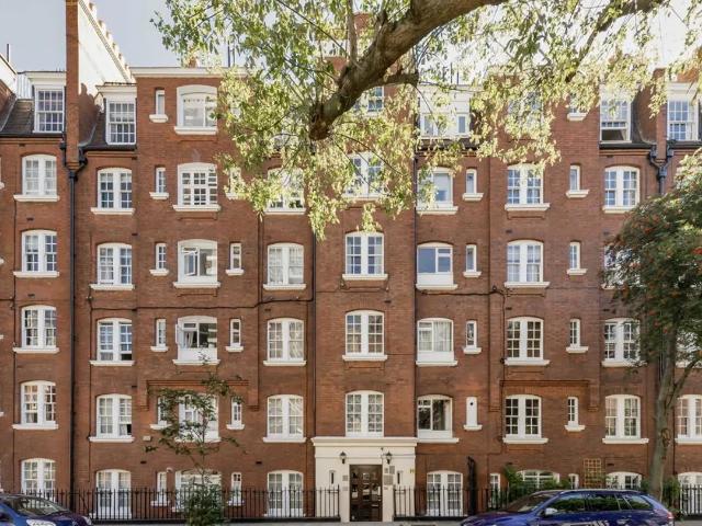 Apartment for rent in Saint Pancras, Greater London