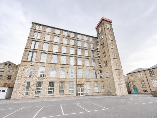 Apartment for rent in Milnsbridge, West Yorkshire