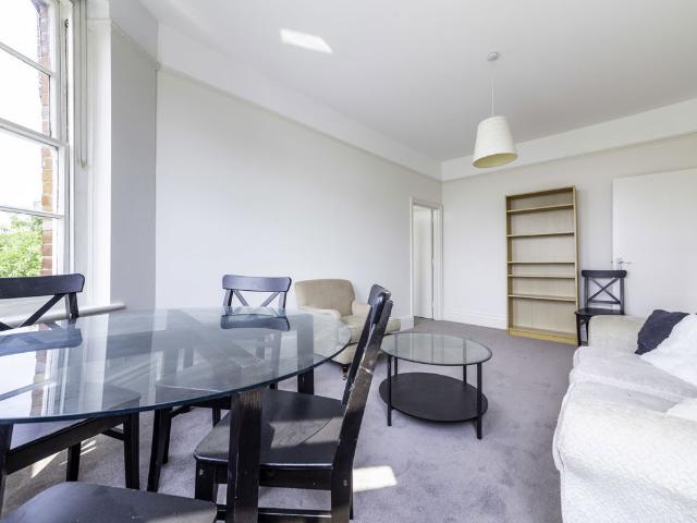 Apartment for rent in Kilburn, Greater London