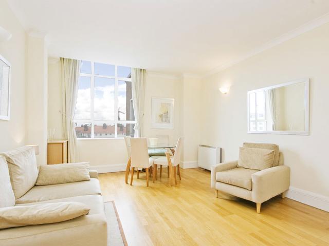 Apartment for rent in Old Kent Road, Greater London
