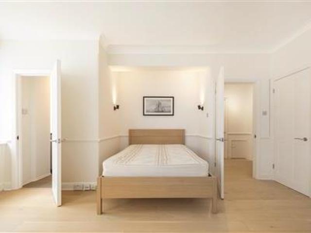 Apartment for rent in Chelsea, Greater London