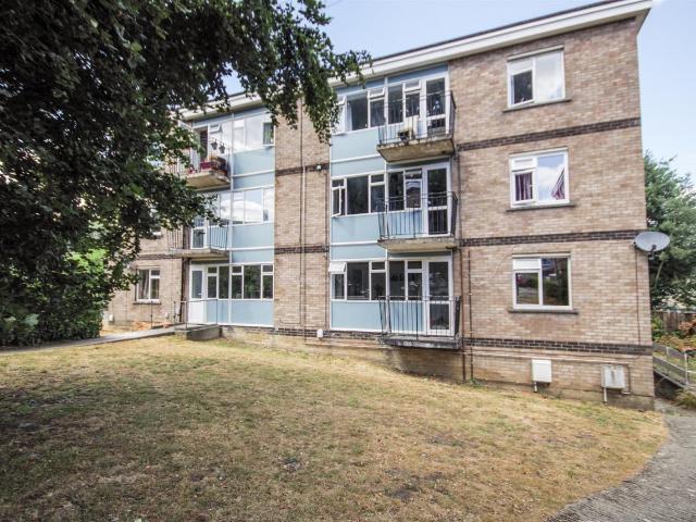 Apartment for rent in Dursley, School House