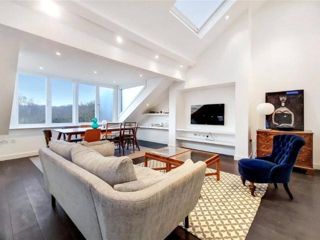 Apartment for rent in Belsize Park, Greater London