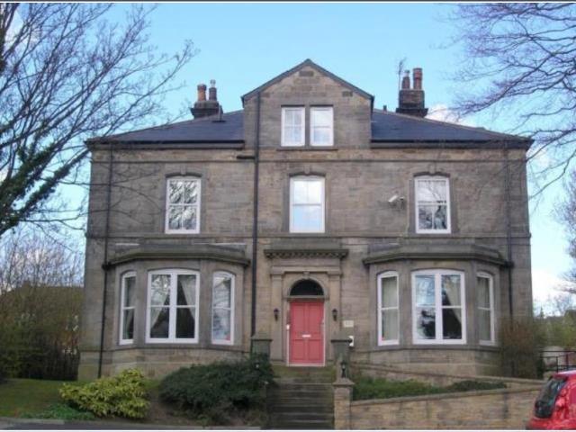Apartment for rent in West Park, West Yorkshire