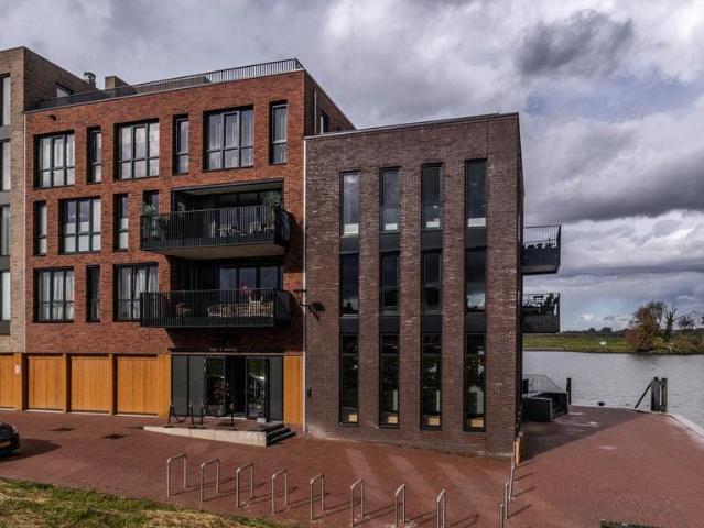 Appartement te huur in Oud-beijerland, Zuid Holland