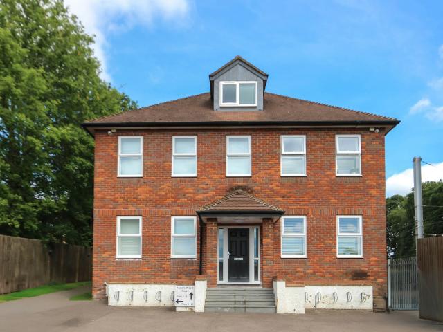 Apartment for rent in St Albans, Five Acres