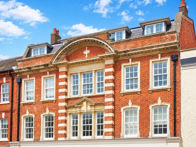 Apartment for rent in The Close, Hampshire