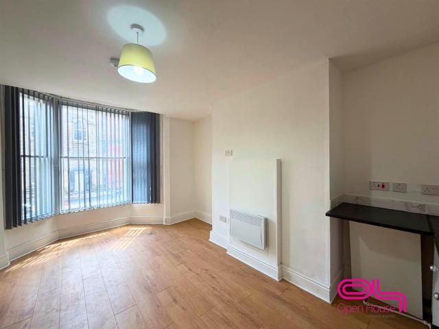 Apartment for rent in Lee Bank, Greater Manchester
