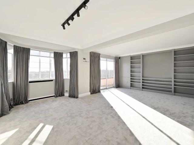 Apartment for rent in St. John's Wood, Greater London