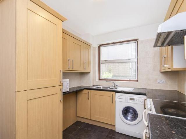 Apartment for rent in Battersea, Greater London