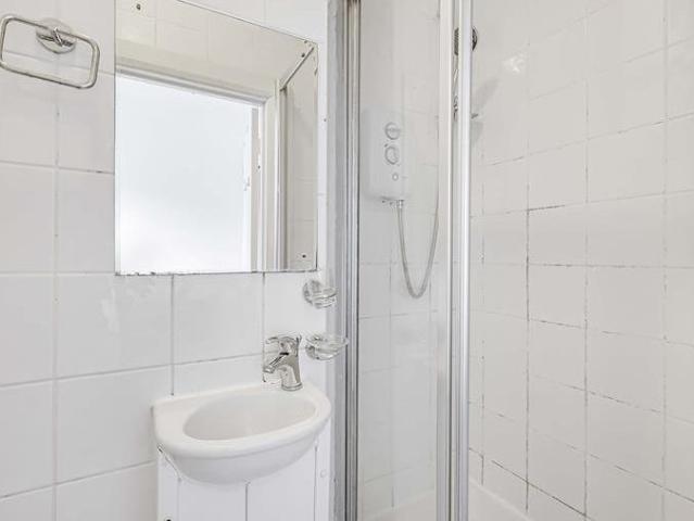 Apartment for rent in Bayswater, Greater London
