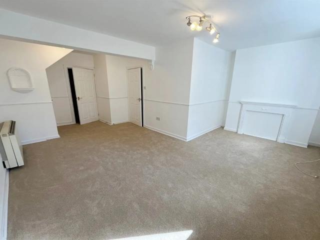 Apartment for rent in Lansdowne, Bournemouth