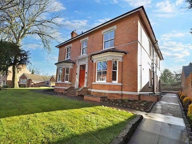 Apartment for rent in Red Hill, Worcestershire
