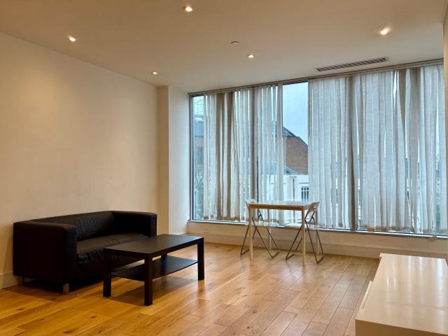 Apartment for rent in London Borough of Hounslow, Greater London