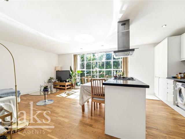 Apartment for rent in Tulse Hill, Greater London