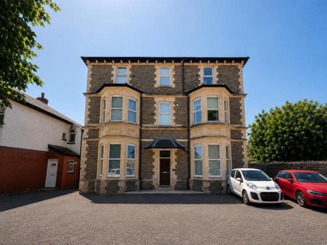 Apartment for rent in Falcon Lodge, Wales