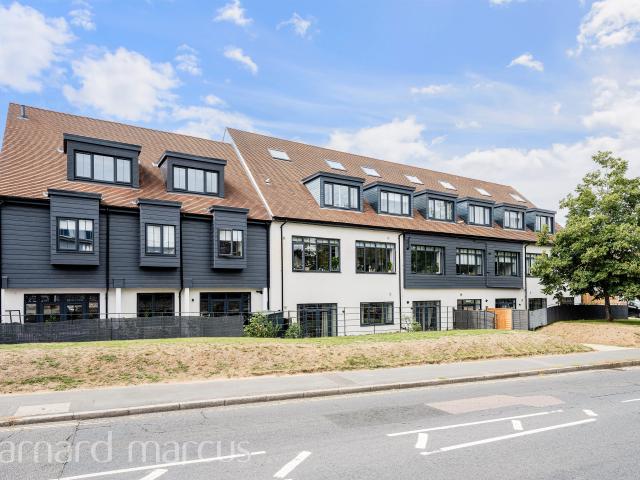 Apartment for rent in Rose Hill, Pachesham Park