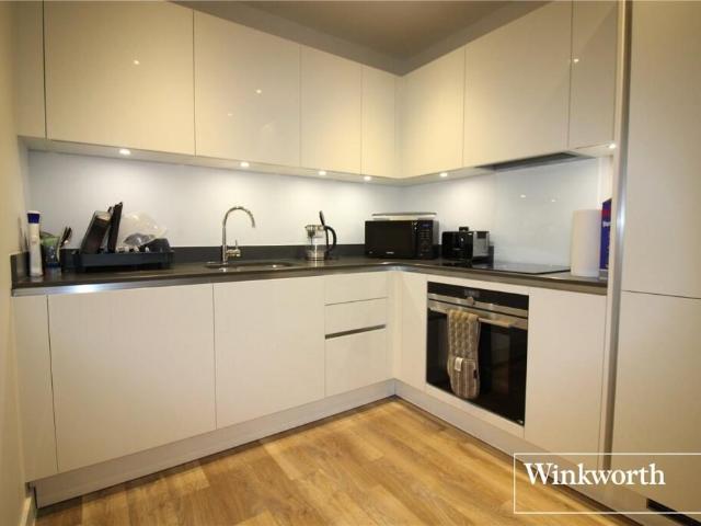 Apartment for rent in Elstree and Borehamwood, Borehamwood