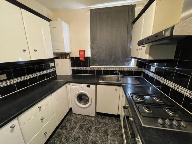 Apartment for rent in Mapesbury, Greater London