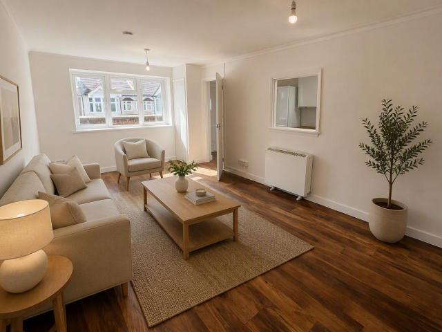 Apartment for rent in Furzedown, Greater London