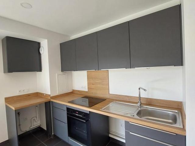 Appartement location à France métropolitaine, Suresnes