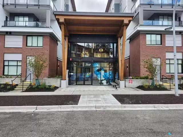 Apartment for rent in Surrey, British Columbia
