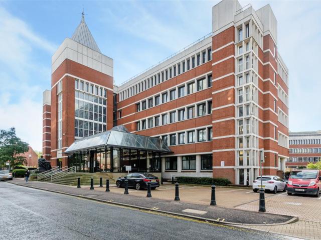 Apartment for rent in Lakenham, East Bank