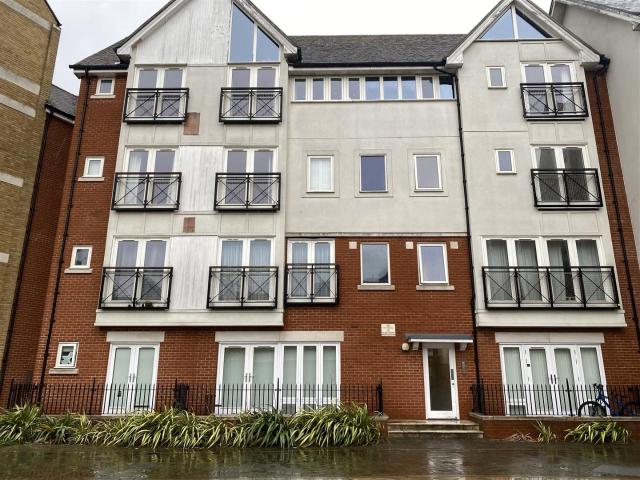 Apartment for rent in St. Mildred's, The Bridge