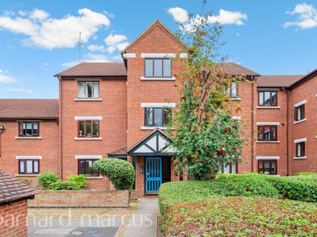 Apartment for rent in London Borough of Hounslow, Feltham