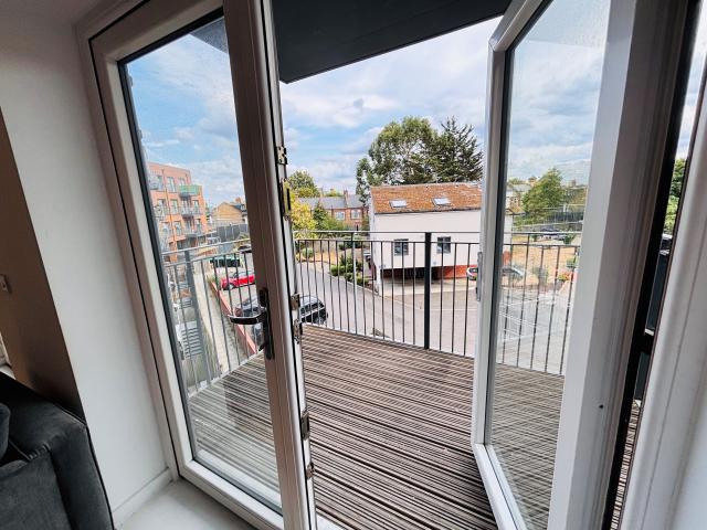 Apartment for rent in New Southgate, Greater London