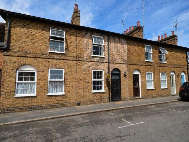 Apartment for rent in St Albans, Five Acres