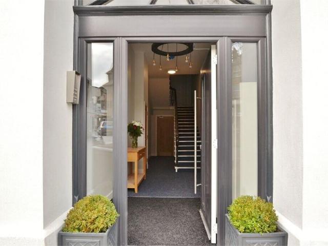 Apartment for rent in Perryfields, West Sussex