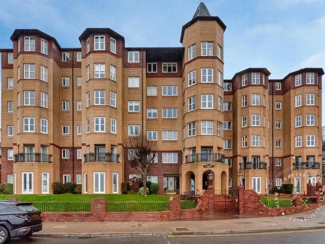 Apartment for rent in Penarth Marina, Penarth