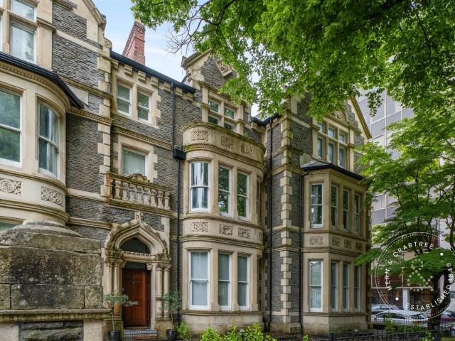 Apartment for rent in Falcon Lodge, Wales